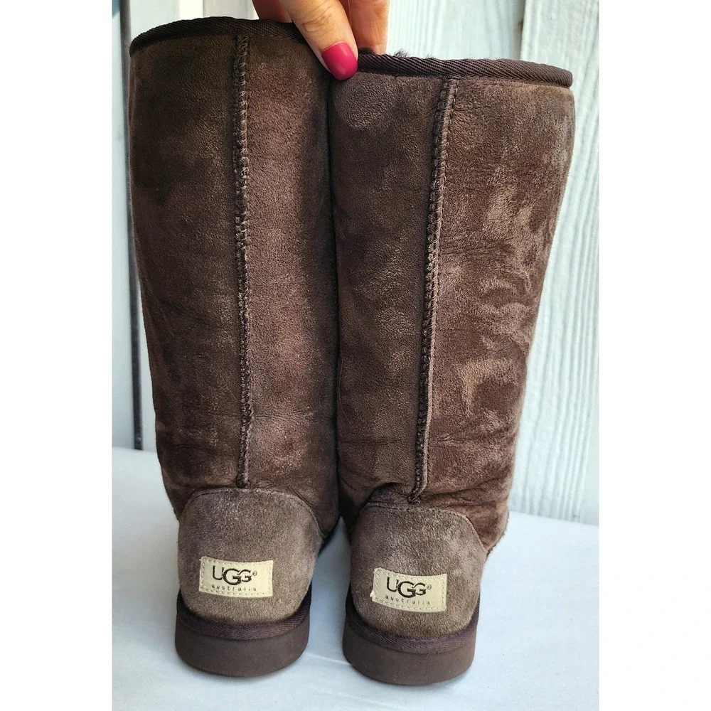 UGG US 8 Tall II Chocolate Brown Sheepskin Suede Classic Boots Y2K Knee High
